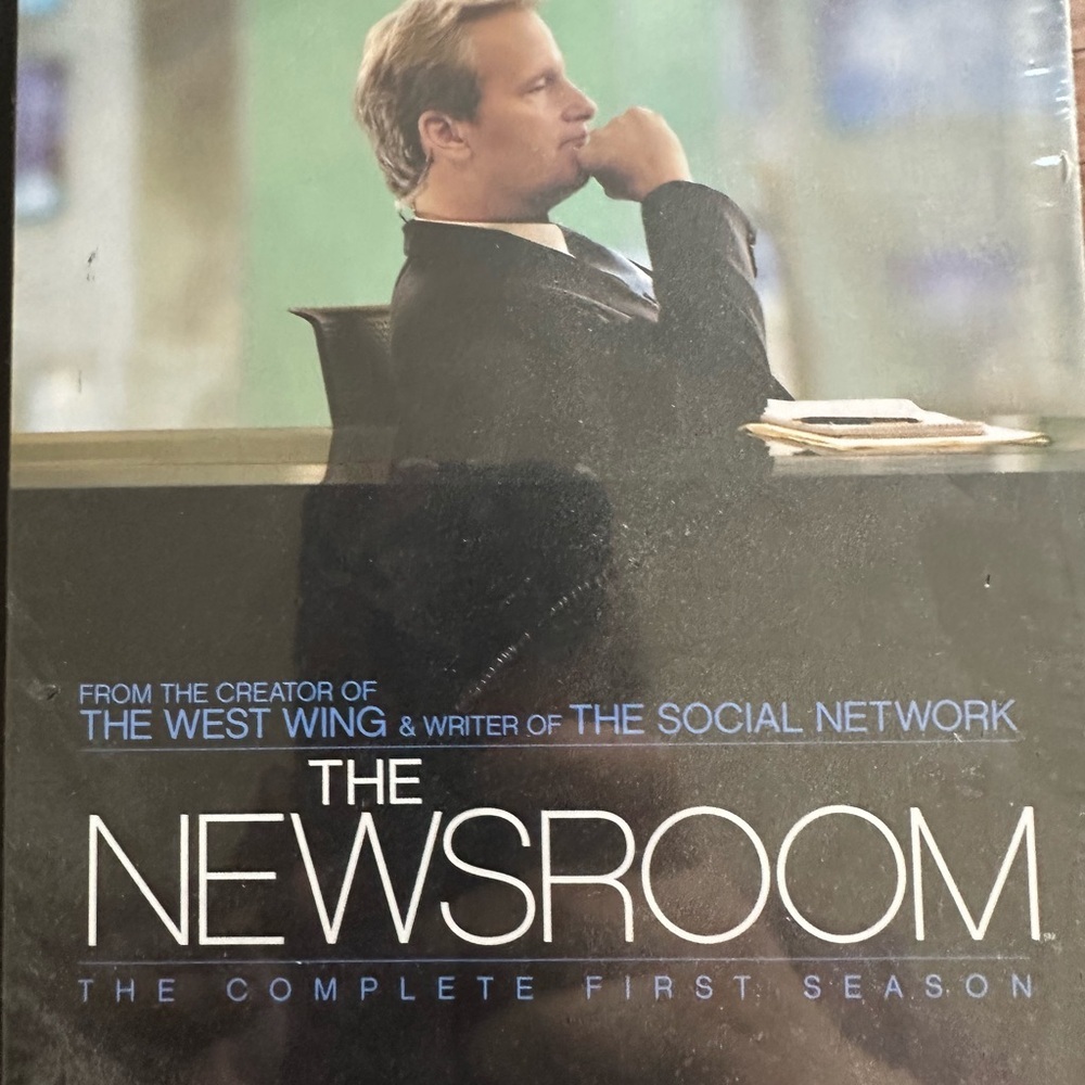 UNOPENED The Newsroom: The Complete First Season DVD